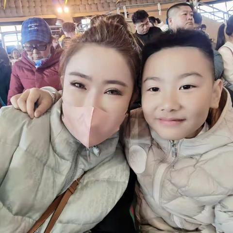 东盛小学四年七班栾忠骏家庭读书会第一百八十六期