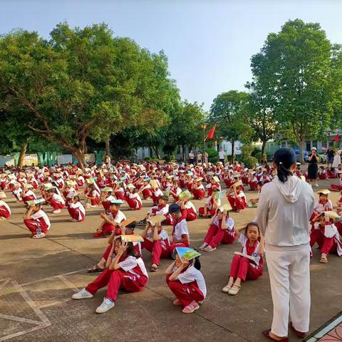谭文小学防地震应急演练