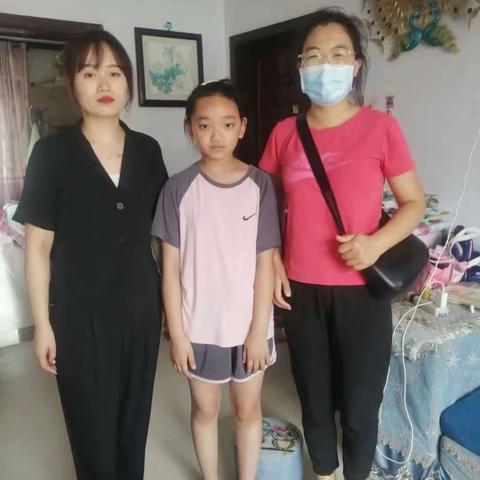 千师访万家，家校携手促成长——汲城完小家访活动