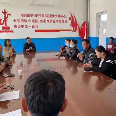 中国人寿哈密分公司宣传“学生保险”