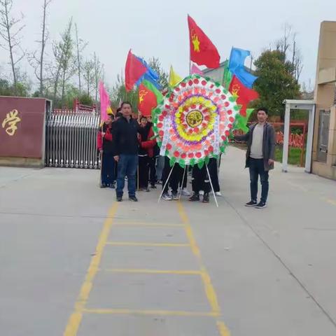 年年清明节，岁岁祭忠魂————沛县张庄镇夹河小学祭扫烈士墓活动