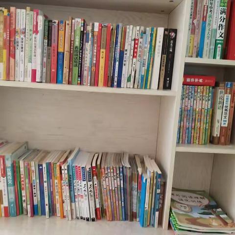 书香浸润心灵，阅读伴我同行。