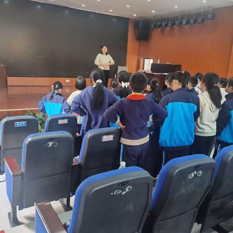 缤纷童年 “音”你精彩—茅家岭中心小学合唱社团