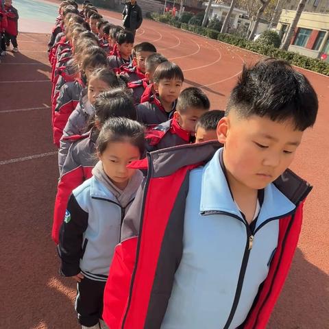 潍坊市实验小学2024级1班班级周报（第15周）