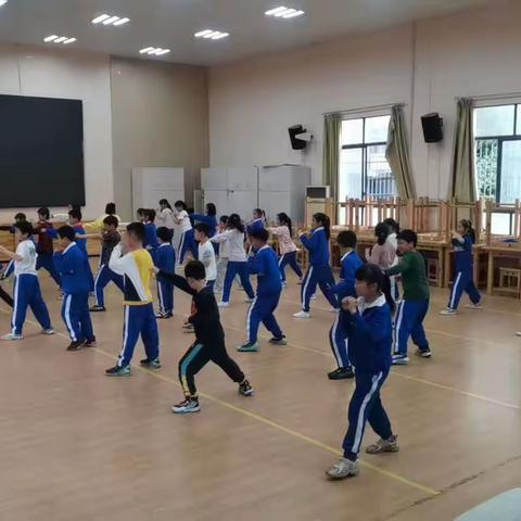 2023春自然岭小学四2班武术第10次课反馈