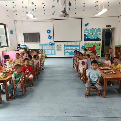 民主新村阳光幼儿园-葵花三班零食分享会