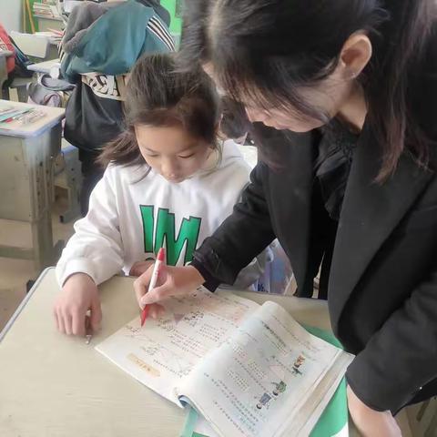 关爱学生幸福成长