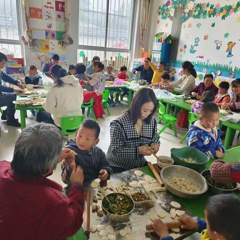 中台学区坷台幼儿园开展食育课程——包饺子活动