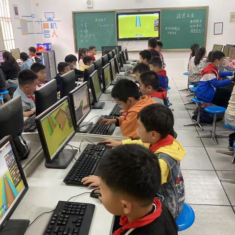 周二生态园小学二年级编程课