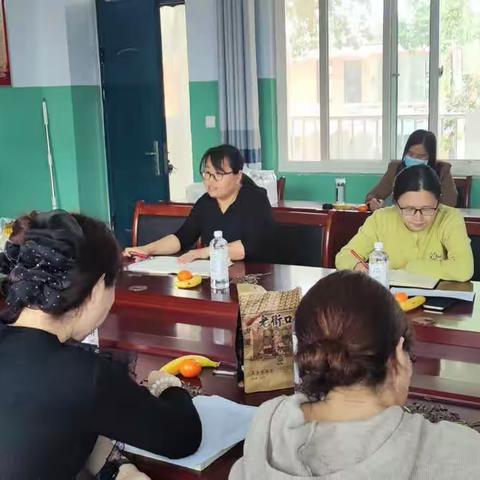 万里征程风正劲，千钧重任再扬帆——韩陵中学初三年级召开一模成绩分析会