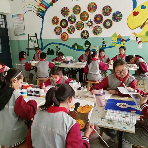 创意彩绘  精彩课堂