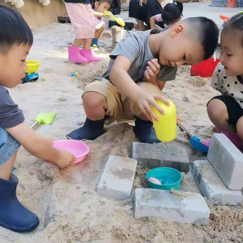 感谢信——致雅逸幼儿园中四班全体老师