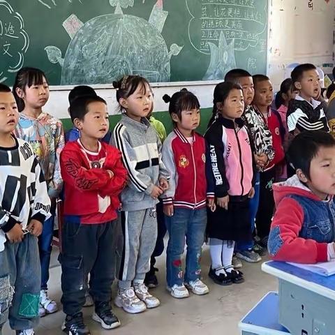 走进小学   体验成长———收水幼儿园参观小学活动