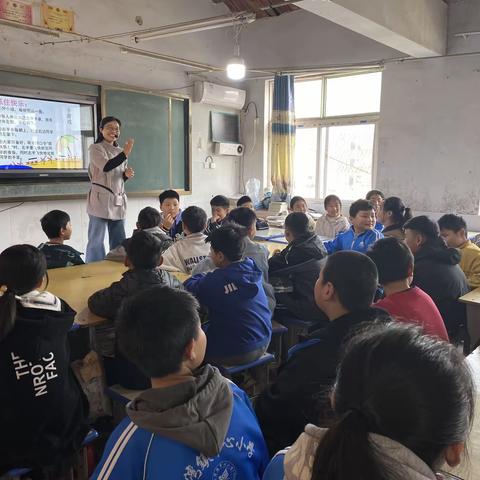 关注学生心理健康  护航学生健康成长