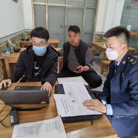 城关税务分局：面对面辅导 服务走“新”更走“心”