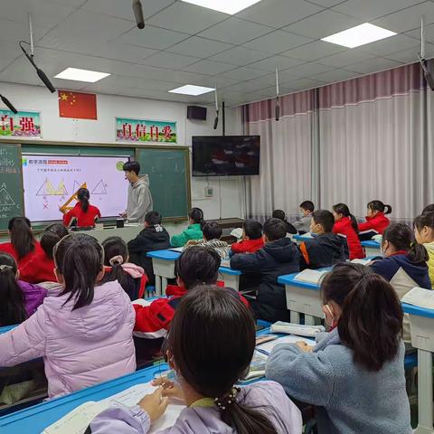 百花齐放绽芳菲———南漳县卞和小学教育集团2023年春季青年教师数学优质课赛讲活动