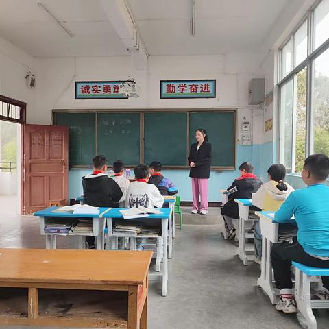 里马小学夏日教研活动2