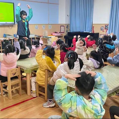 柏林幼儿园🏫大一班幼儿5月4日在园情况