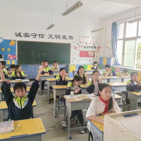 洛阳伊河学校  高年级校园心理情景剧社团