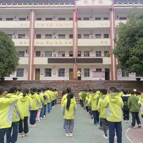 知雷锋，寻雷锋，学雷锋——敬德镇扶平中心校开展学雷锋活动