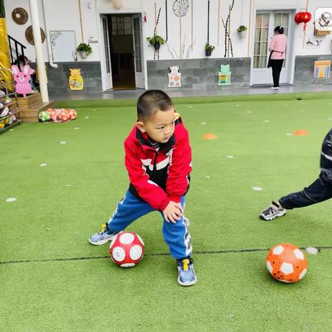 【华龙月湖幼儿园】💒足球B组4月总结