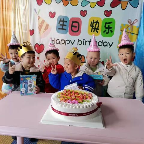 柯乐比幼儿园2023年3月份幼儿集体生日会