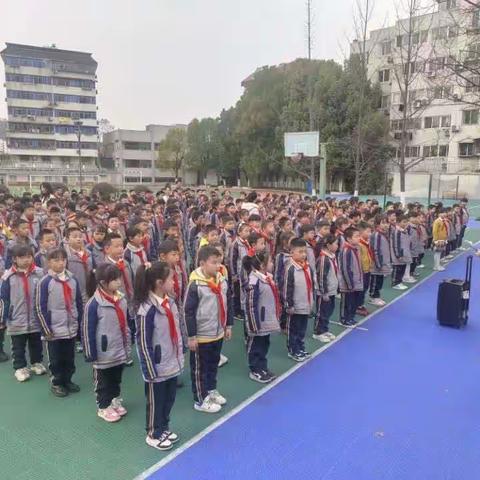 安全文明记心间 争做文明小学生