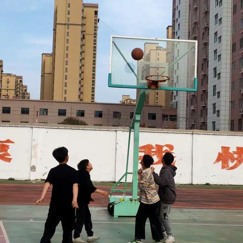 【郭宥臣】宁陵第三实验小学篮球社团