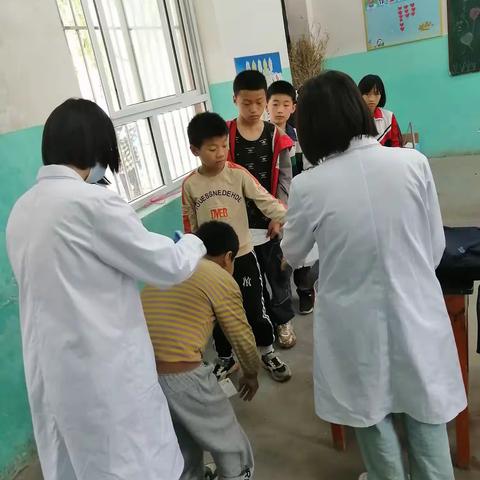 关爱学生 幸福成长