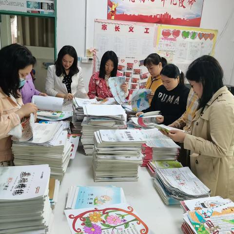 作业检查展风采，夯实常规提质量   ——记莲城学校语文科组教研活动