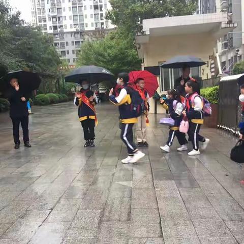 新一周新气象——我们值周啦
