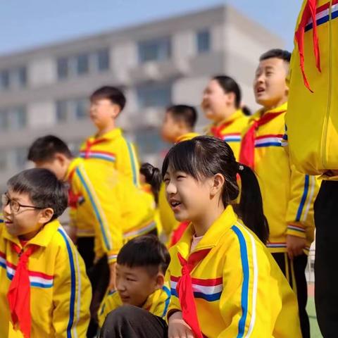 阳光体育强体魄，活力飞扬展风采——辽阳市第六中学小学部开展活力少年阳光体育活动（副本）