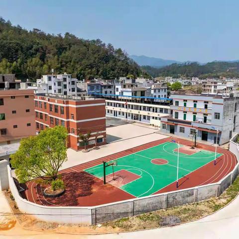 智慧课堂  学科联动  共育未来——记南阳镇黄坑小学教学改革基地校第六次专题研讨活动