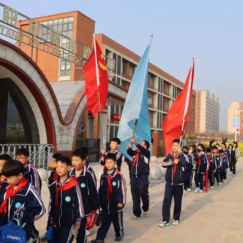 “缅怀革命先烈 传承红色基因”———菱角池小学清明祭扫活动纪实