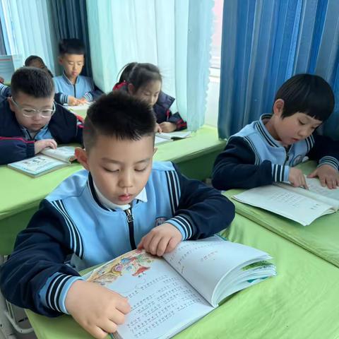 快乐“悦”读  共同成长—2.1读书分享会