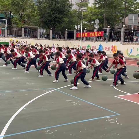 三年二班第14周班级小结