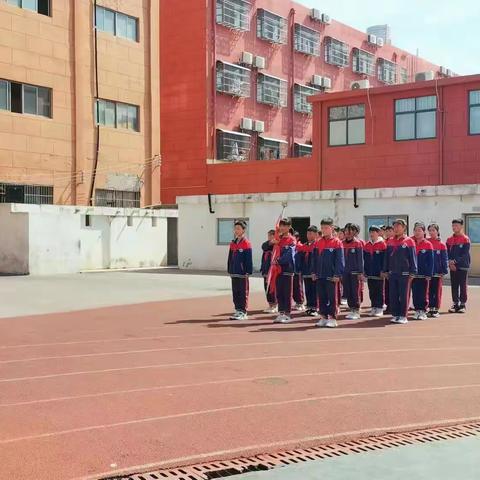 2023新方小学“态度决定高度，细节决定成败”主题升旗仪式。