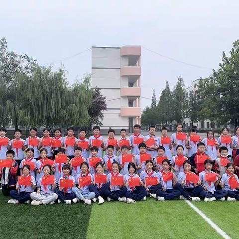 新学期新气象 工作学习更高效——六2中队