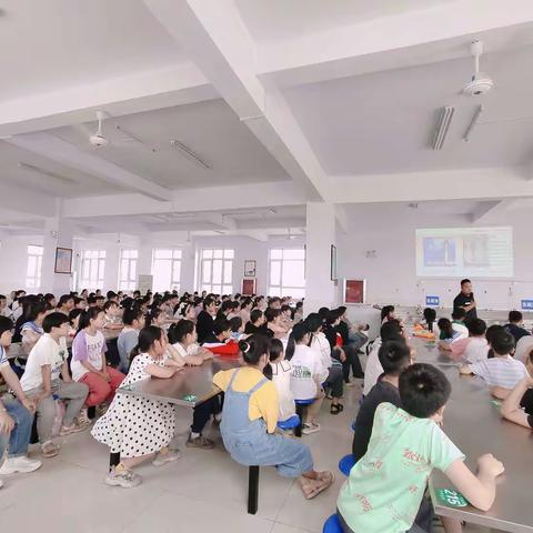 筑安全防线，建平安校园——北定小学师生消防安全知识培训