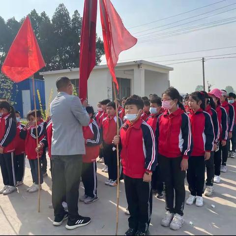 清明祭英烈—柴胡店镇大官庄小学清明祭扫活动