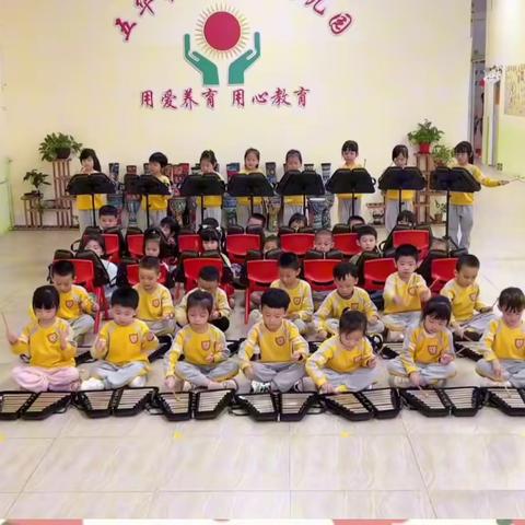 小太阳幼儿园大大一班宝贝们 10月份的生活点滴