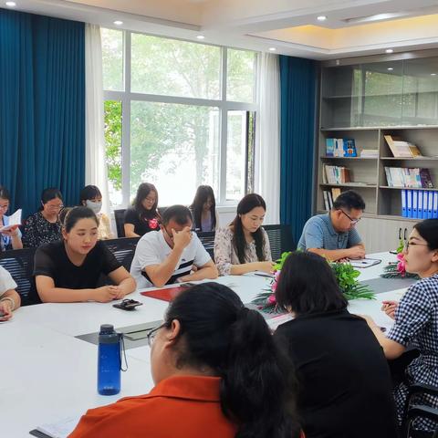 凝心聚力启新程  同心同向谱新篇——示范区学府路小学召开班主任工作会议