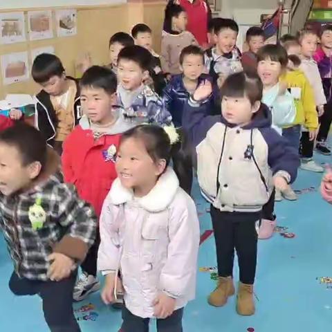 连湖镇阳光幼儿园中班第九周美好时光