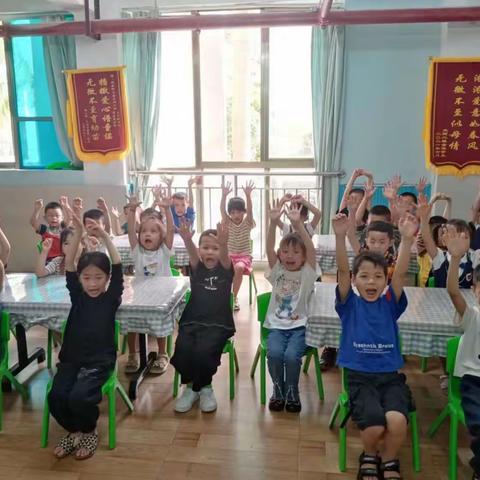 太阳六班🌸四月🙌开展包饺子劳动实践活动👍✊