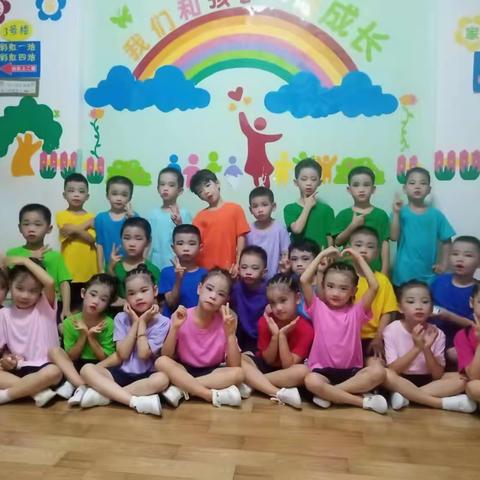 太阳六班“浓情五月，因爱而美”💖💞