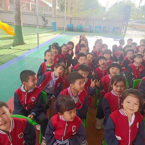 太阳六班☀十一月🎶🎶我们的快乐时光👧👦
