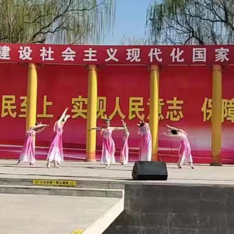 银川市中山公园“送戏下乡”惠民演出