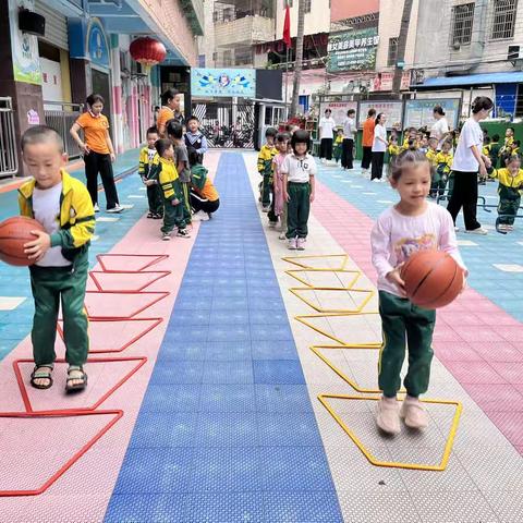 日昇幼儿园11月6日晨练活动