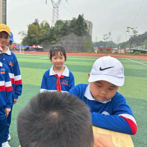 恩施市平高实验学校第二届球、棋类趣味运动会201班