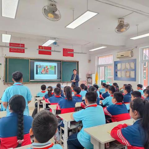 我们都一样——济宁市第十八中学开展“性别平等教育进课堂”活动